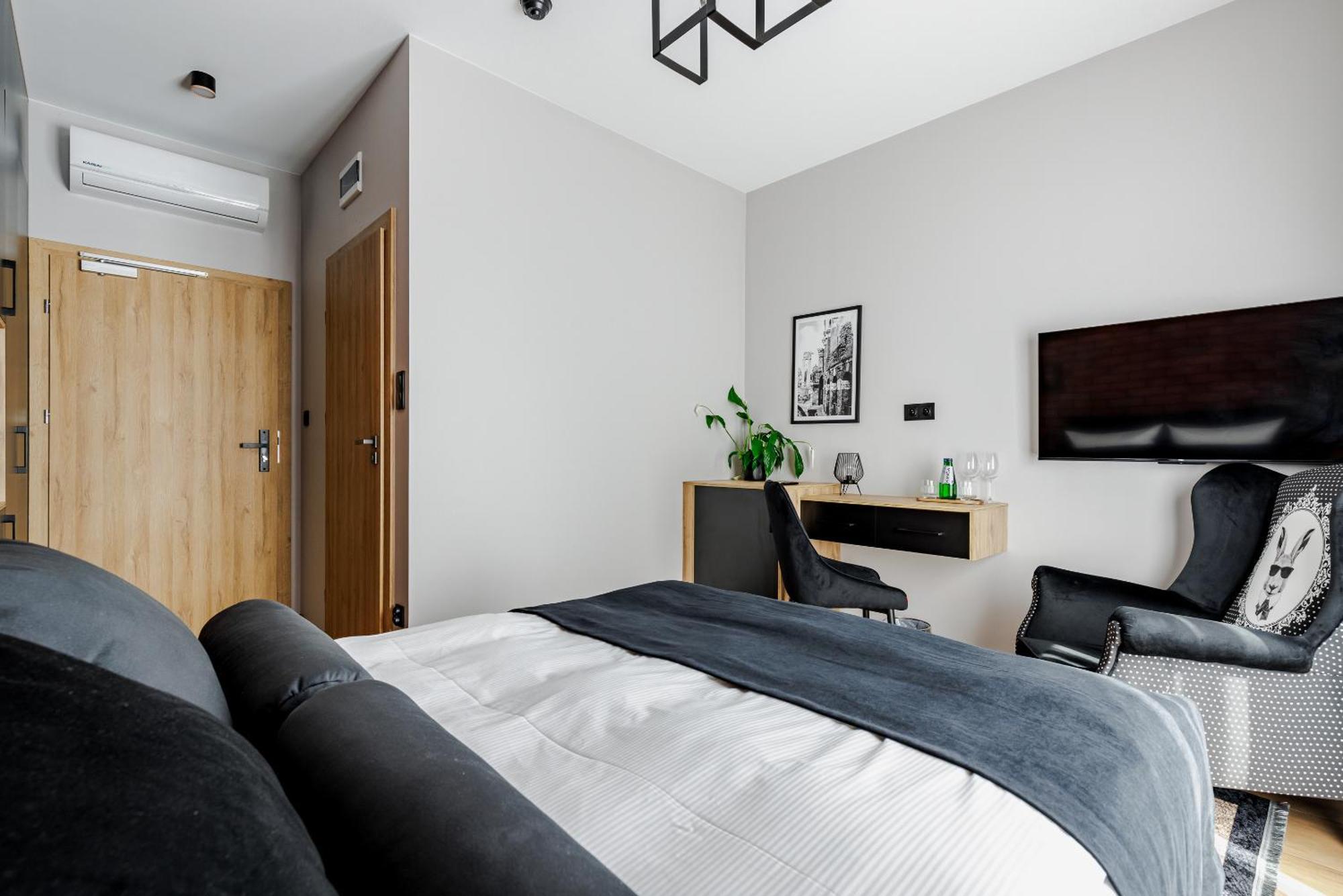 Cisza I Spokoj Aparthotel Raszyn Buitenkant foto
