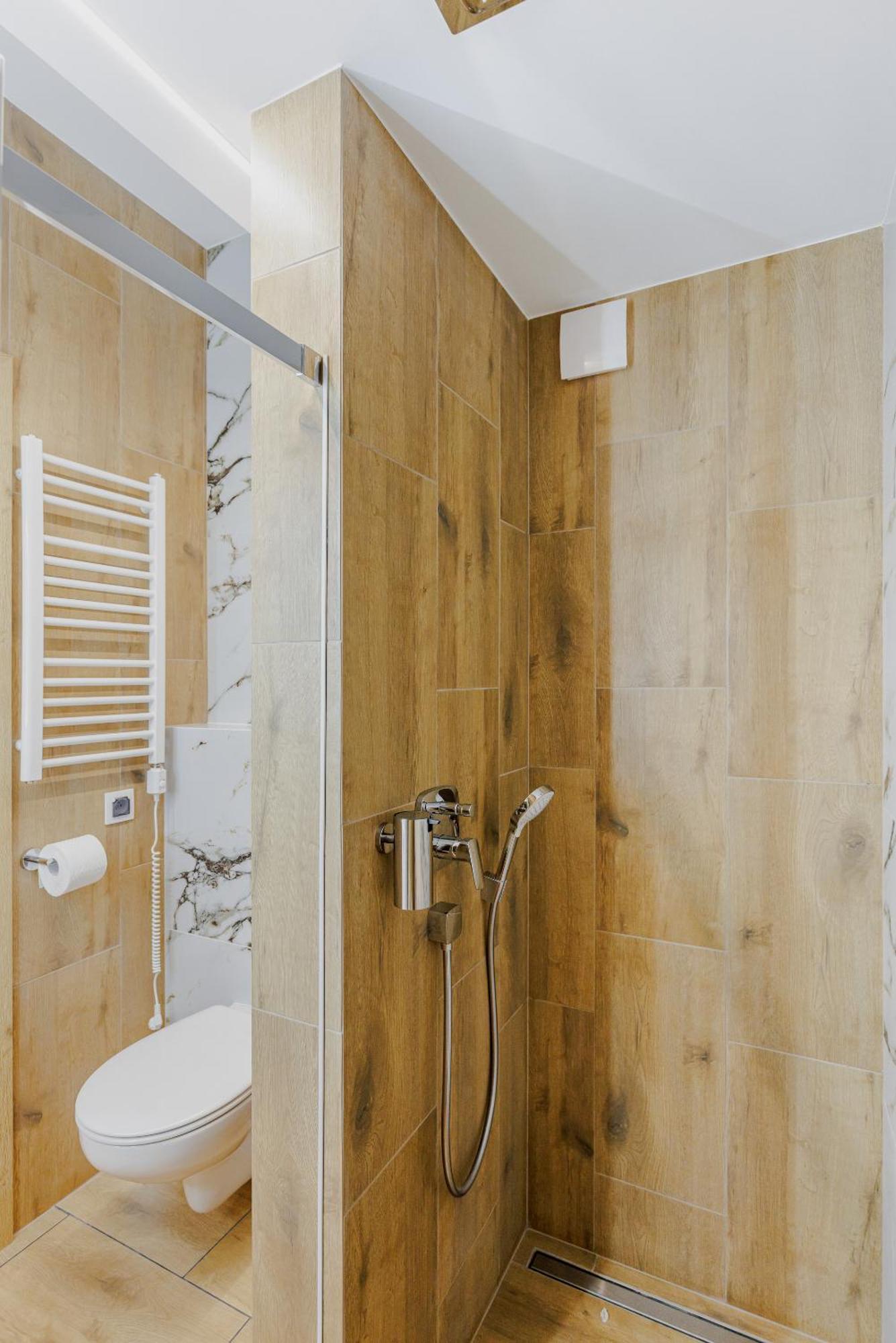 Cisza I Spokoj Aparthotel Raszyn Buitenkant foto